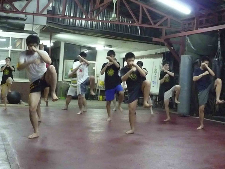 การสอนมวยไชยา